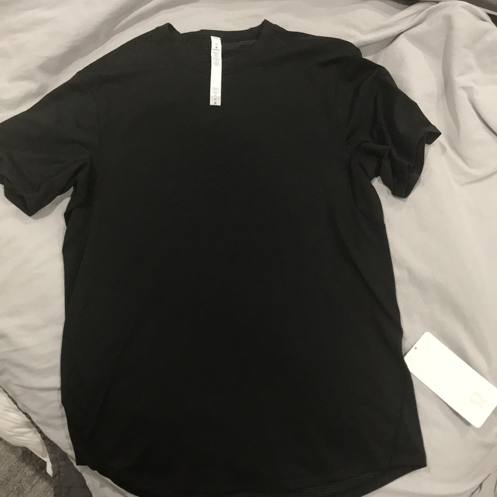 Lululemon Somatic SS Black Tee